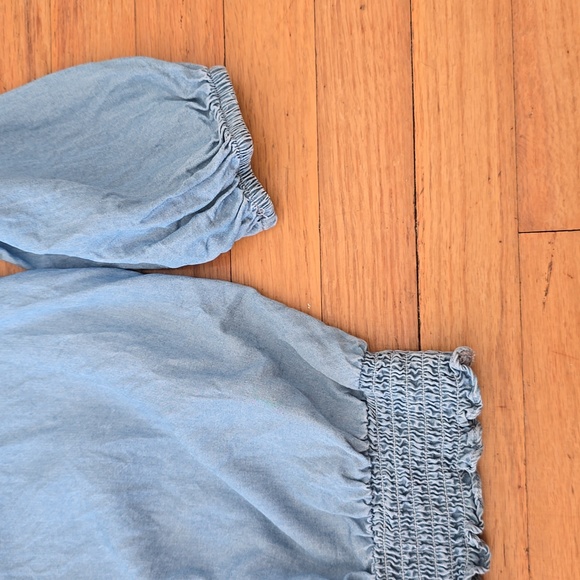 Adrienne Vittadini Adrienne Denim V-NECK Casual Blouse Women Size M - Picture 9 of 10